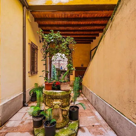 Giardino Di Romeo, 100m Dal Teatro דירה